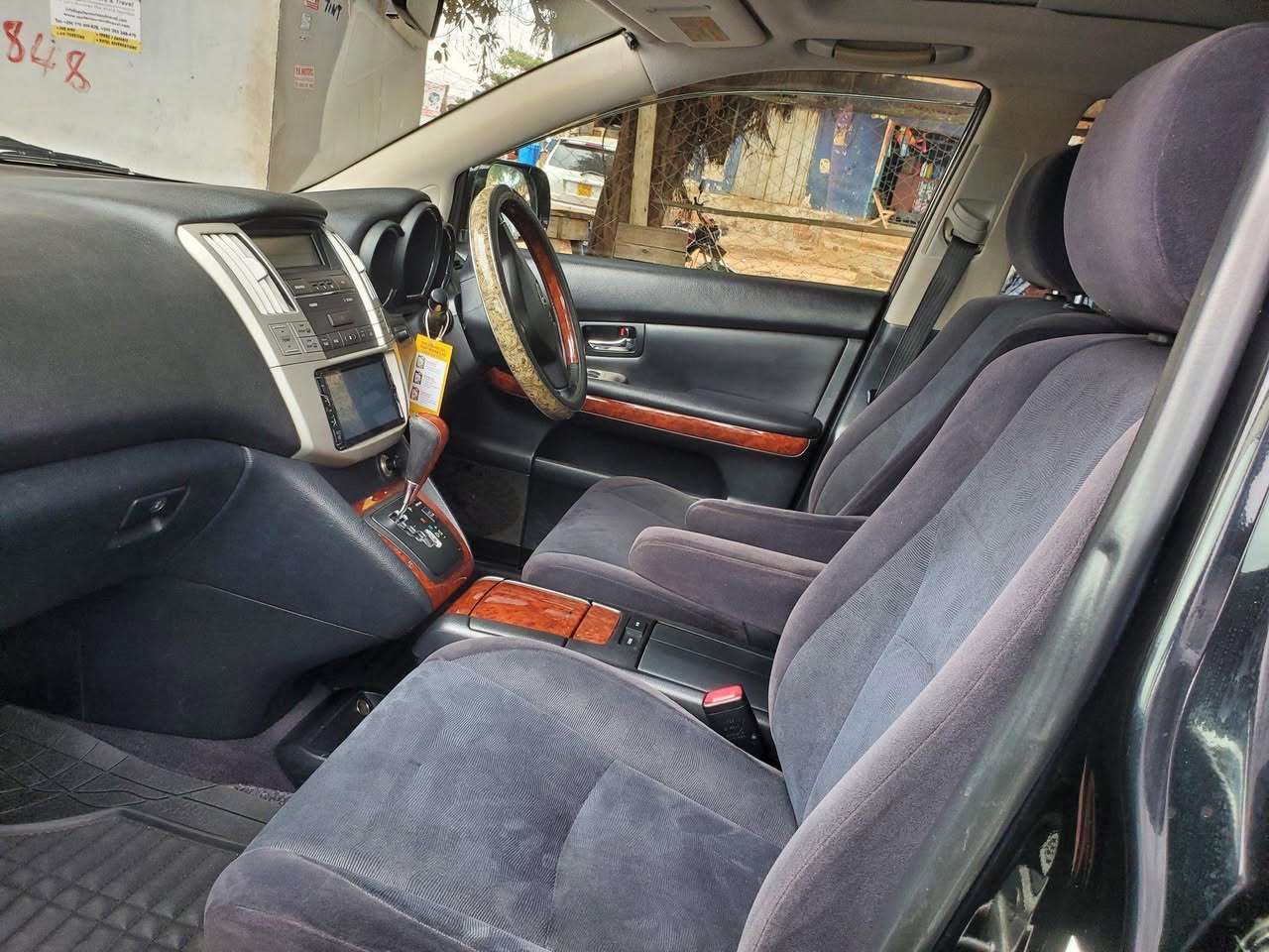 A picture of 2008 Toyota harrier kawundo