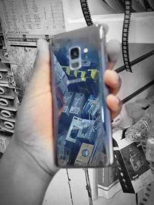 A picture of samsung s9