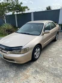 A picture of Honda Accord 2002