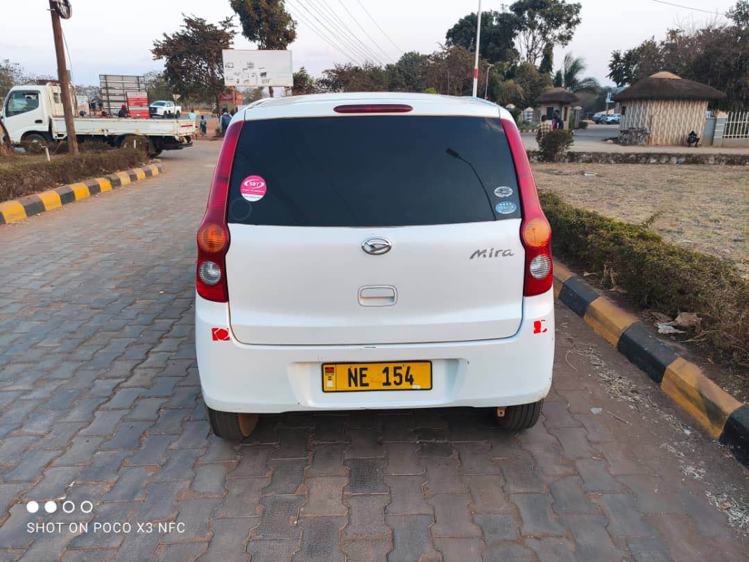 daihatsu mira