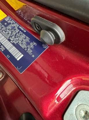 A picture of 2013 Highlander Limited Push to start power doors and boot