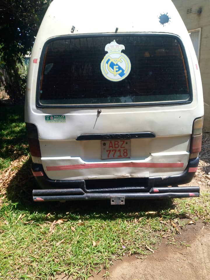 A picture of Toyota Hiace High Roof 