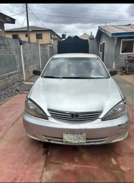 A picture of Toyota Camry big daddy 05 model