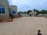 A picture of Busubuzi deal on quick sale has 4 bedrooms 3 bathrooms
