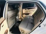 A picture of TOYOTA AVALON