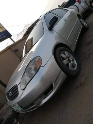A picture of 2004 Toyota Corolla