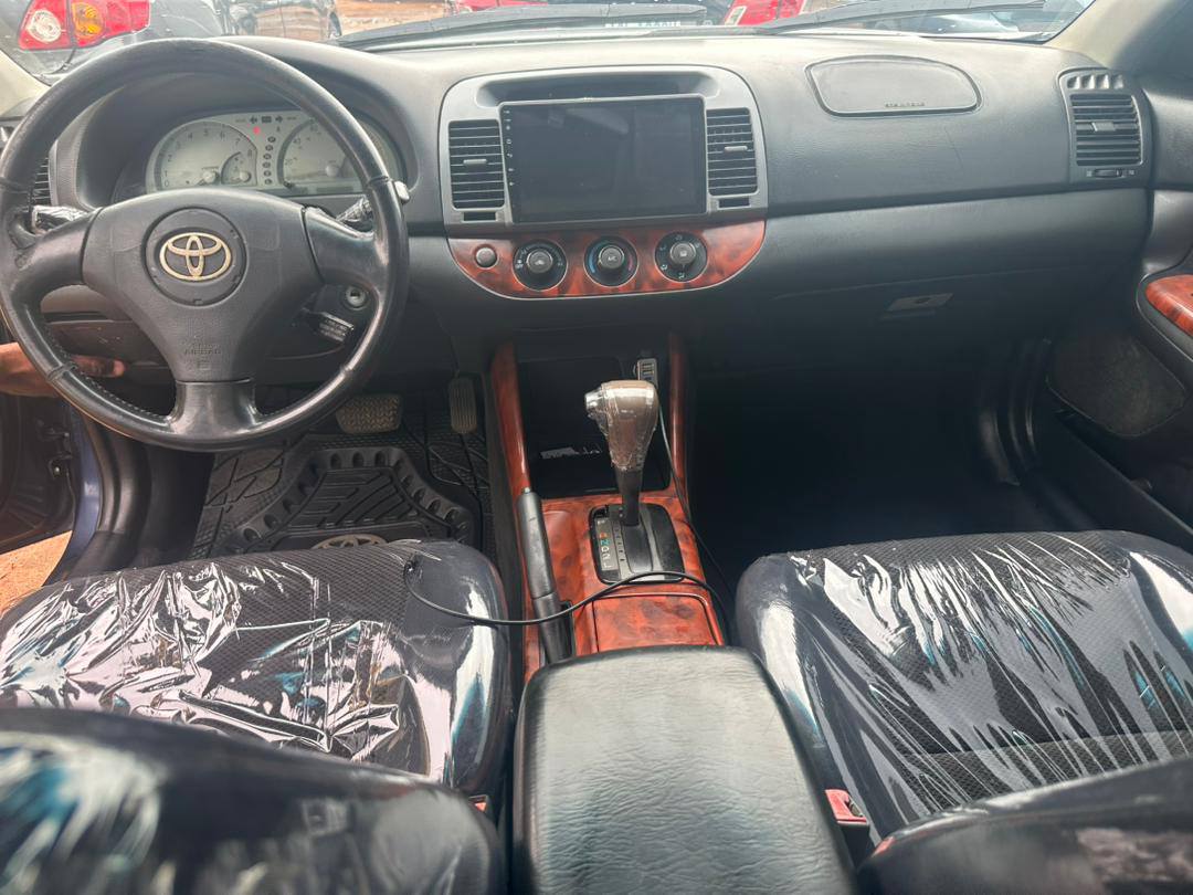 A picture of Toyota Camry 2.4