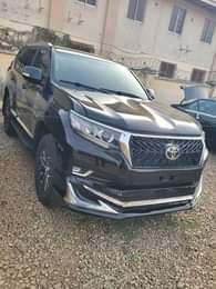 A picture of Direct Belgium Toyota Prado 2016 2017 model with v4 engine