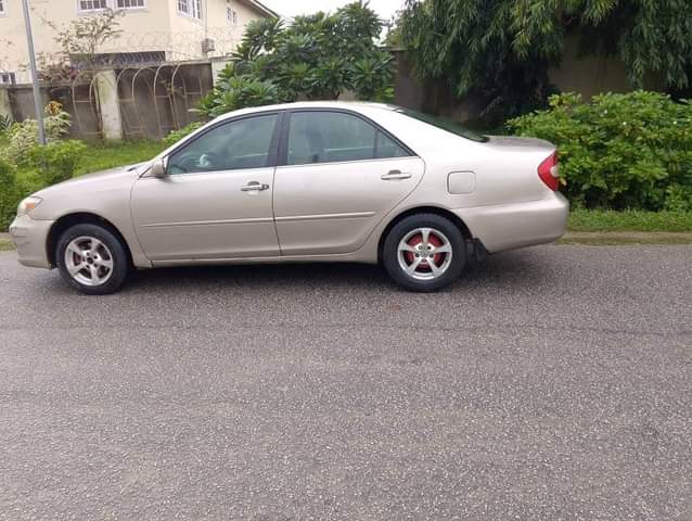 A picture of 2004 Big daddy Camry