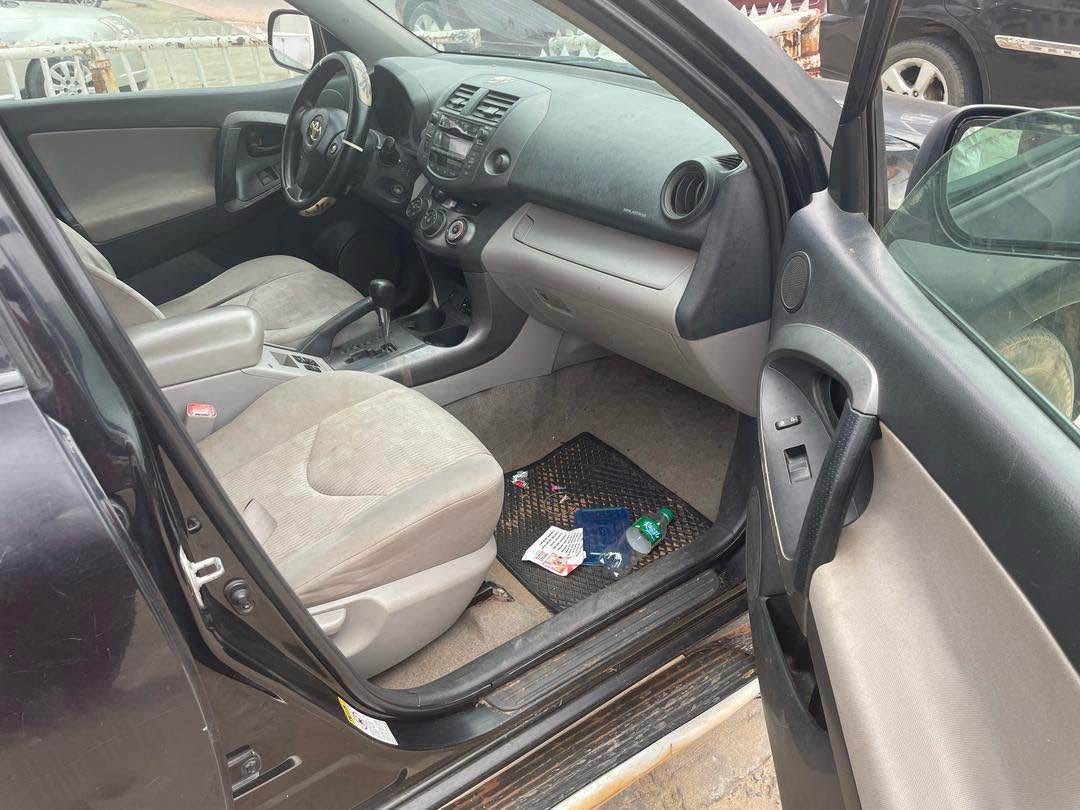 A picture of Toyota RAV4 2010 Awoof Deal