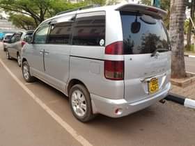 A picture of Toyota noah 2005 model 2000cc 21 million Contact 0757953488