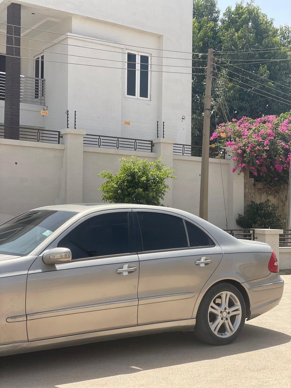 A picture of Mercedes Benz