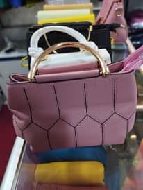 A picture of Ladies bags