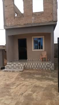 A picture of Service apartment for sale at Ekiosa