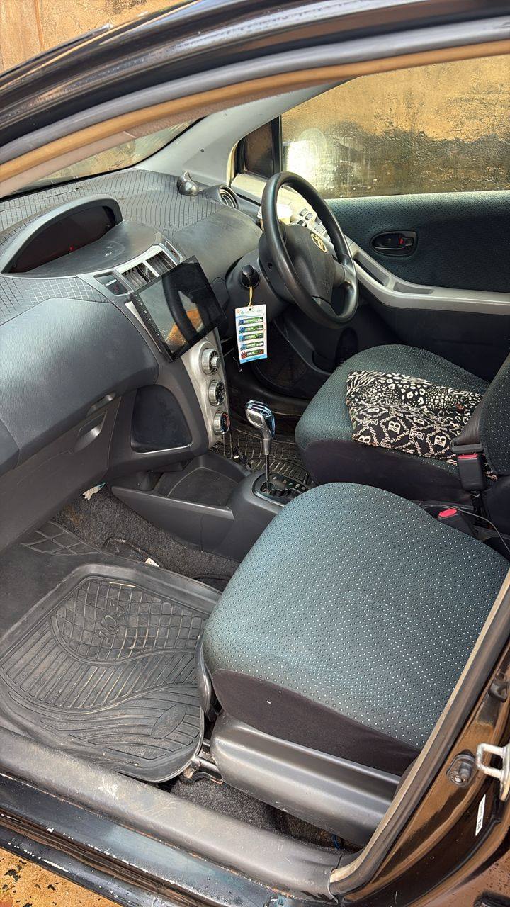 A picture of Toyota Vitz