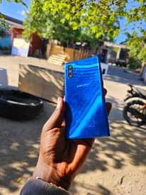 A picture of SAMSUNG NOTE 10