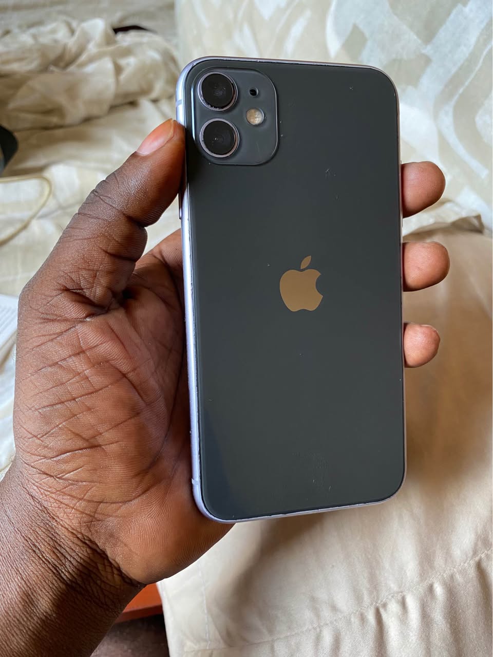 A picture of Iphone 11 plain