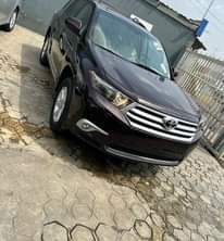 A picture of Foreign used Toyota highlander 2012
