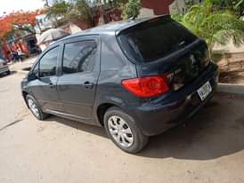 A picture of 2004 Peugeot 307 Manual transmission