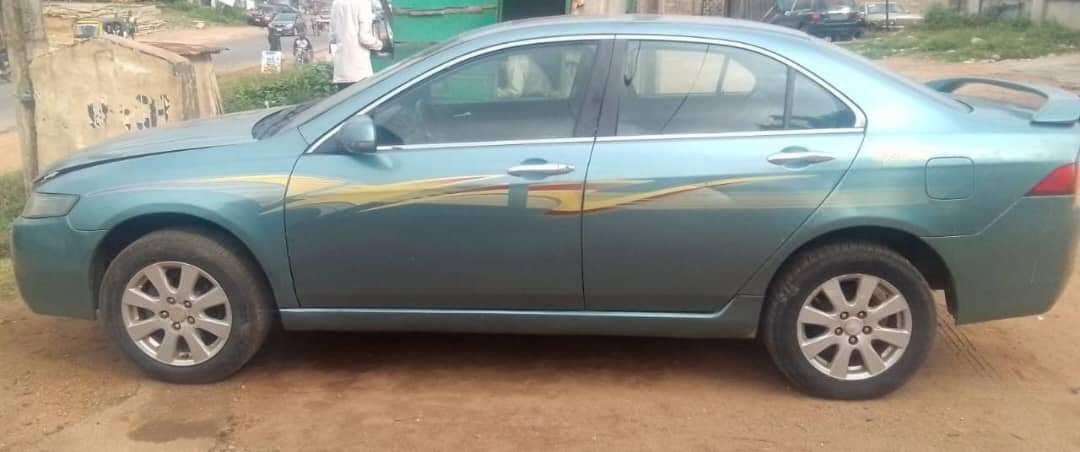 A picture of Honda Accord 2005