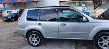 A picture of 2003 NISSAN XTRAIL