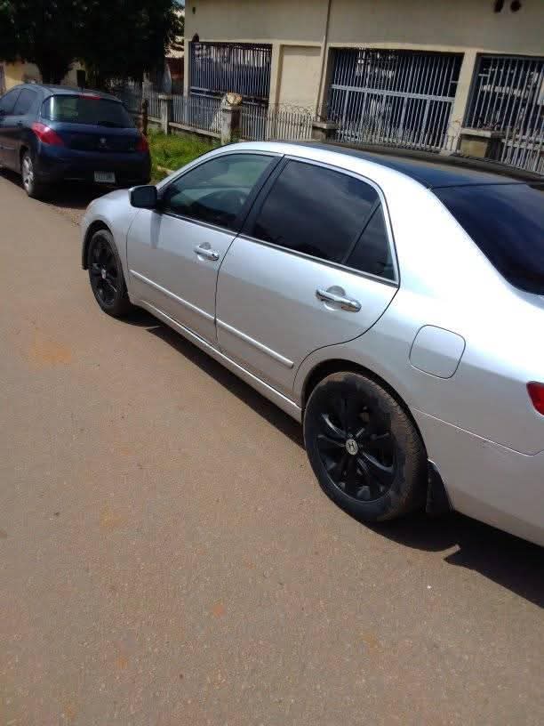 A picture of 2005 HONDA ACCORD 2005 EOD MODEL AUTOMATIC HONDA ACCORD 2005