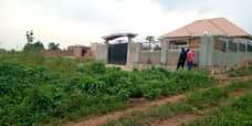 A picture of PLOT ON QUICK SALE SIZE 25X50FT LOCATED MATUGGA KIWEBWA NEAR