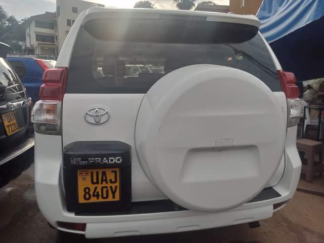 A picture of TOYOTA LAND