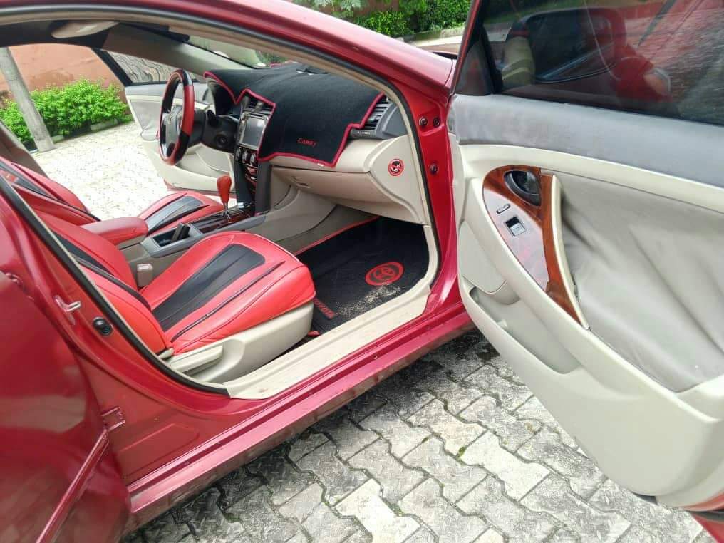 A picture of 2018 Toyota camry
