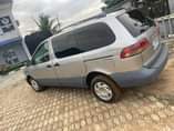 A picture of 2002 Toyota Sienna Super clean DVD player Power door Price
