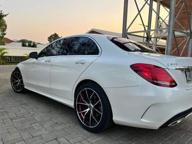A picture of Toks standard Mercedes Benz c400 2016 Model with original duty