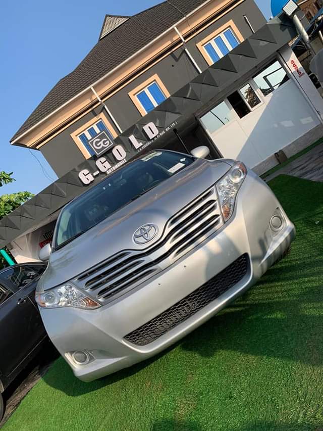 A picture of Foreign used Toyota Venza