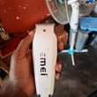 A picture of Bosi kalewa mali hizo hapo unachukuawa nakufanya kazi vifaa vyasaloon