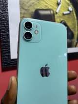 A picture of iphone 11 0679924729