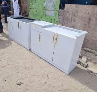 A picture of KABATI ZA JIKONI ZIPO TAYARI