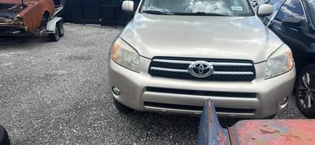A picture of 2008 Toyota RAV4 Limited Sport Utility 4D