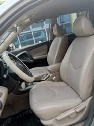 A picture of Toyota RAV4 2008 4 plugs Belgium Standard Everything working perfectly