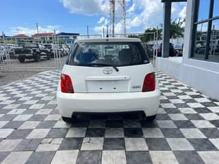 A picture of 2002 Toyota IST