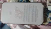 A picture of IPOD TOUCH FULL BOX USED 5 The generation 64 gb