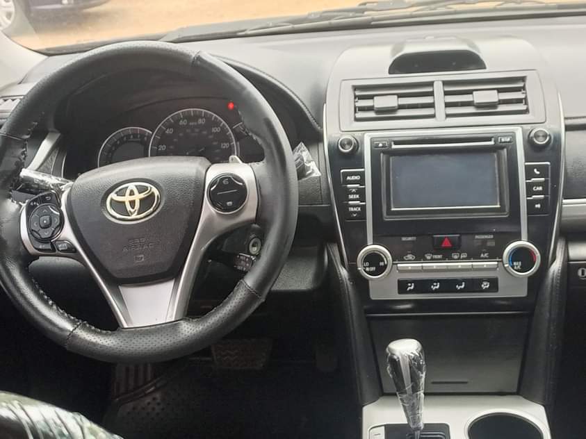 A picture of FOR SALE Super clean Foreign used Toyota Camry SE full