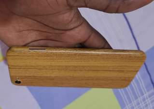 A picture of Vivo x9s 64gb Ram 4gb 99 000 Tu