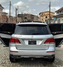 A picture of Mercedes Benz Gle350 Year 2018 Keyless Sensors 360 camera view