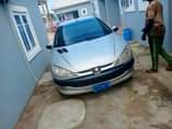 A picture of Peugeot 206