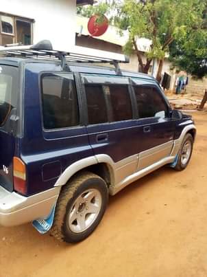 A picture of Suzuki eskudo 2.0 Bei 6m Call 0758726050