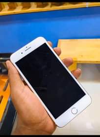 A picture of iphone 8plus. 256gb 300 000 Ubungo Riverside Kila kitu fresh