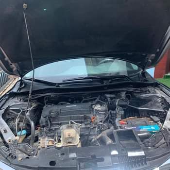 A picture of 2016 Honda Accord 4plug