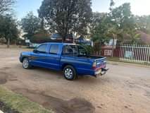 mazda b2200
