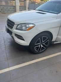 A picture of SUPER clean 2014 Mercedes Benz ml350 4matic accident free Tokunbo