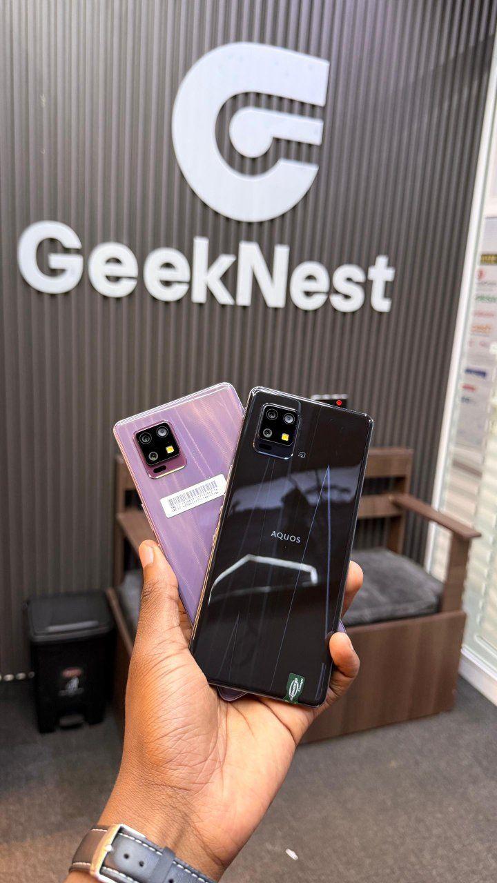 A picture of Aquos sense 6 zero