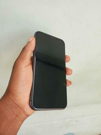 A picture of IPhone 11